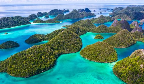 8 DAYS SAILING THE UNCHARTED RAJA AMPAT IN STYLE