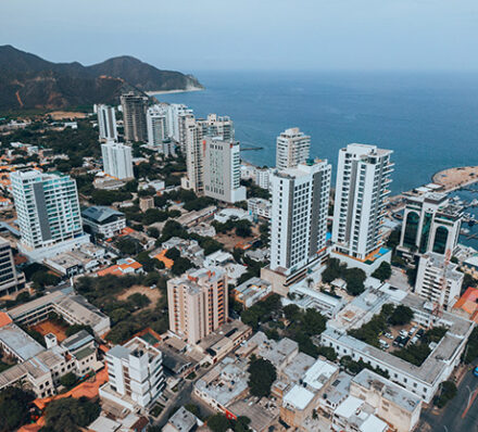 Medellin / Santa Marta Or Cartagena