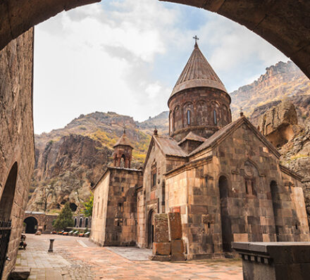 Yerevan / Khor Virap / Garni / Geghard / Yerevan