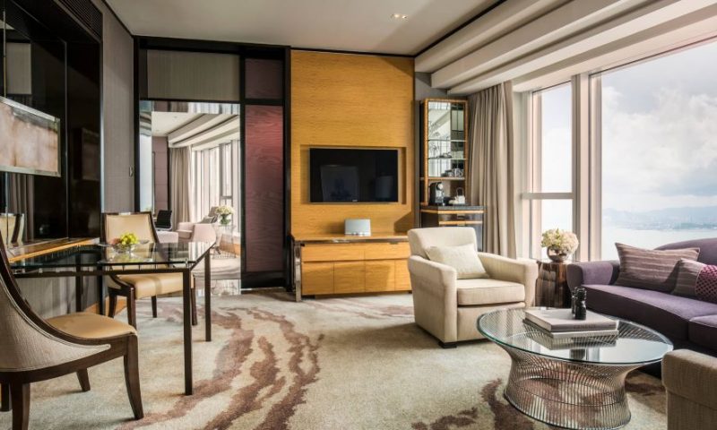 Four Seasons Hong Kong Grand Harbour View Suites