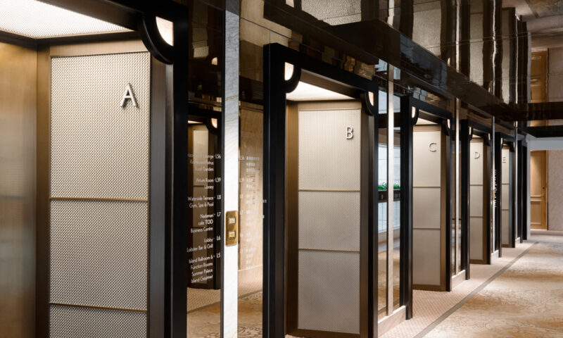 Island shangri-la hotel lift lobby