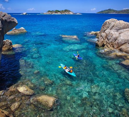 Kayaking to Koko Island