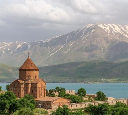 D8 Lake Van
