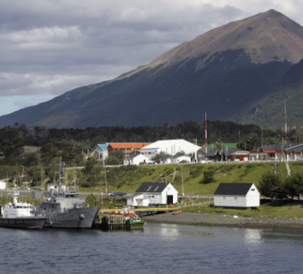 ARRIVAL & EMBARK IN PUERTO WILLIAMS 