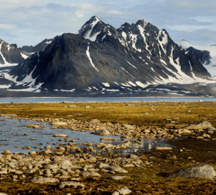 DISEMBARK IN TROMSO OR LONGYEARBYEN