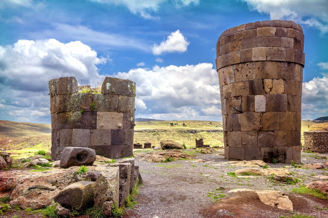 sillustani ruins