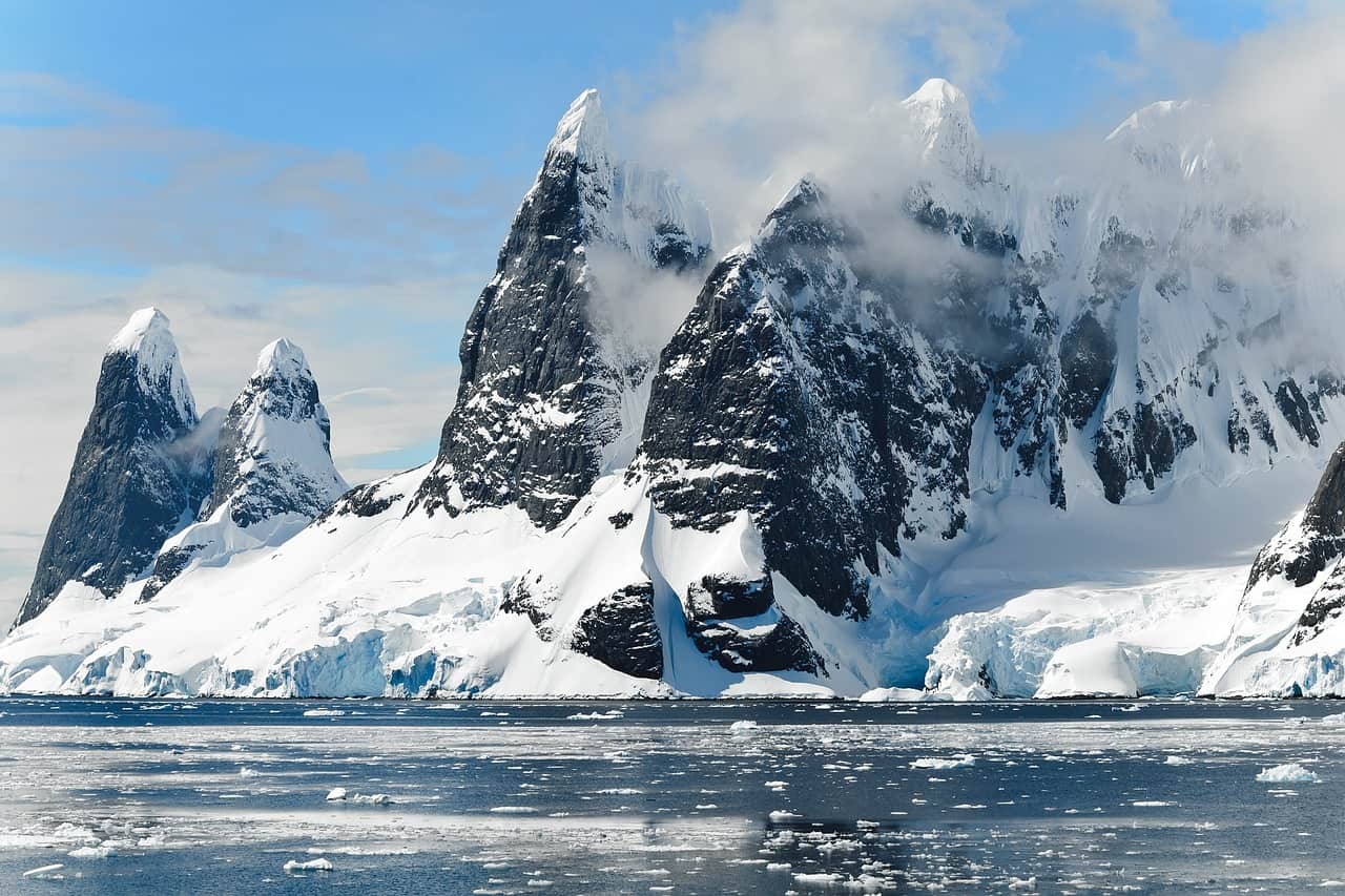 antarctica mountains