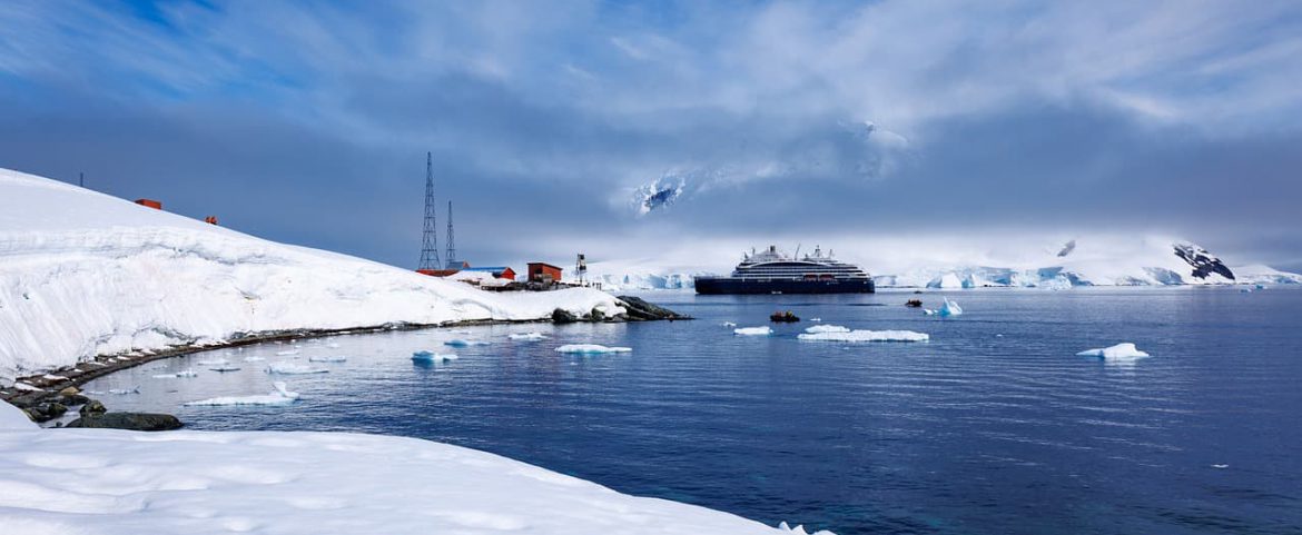 Luxury Cruises to Antarctica