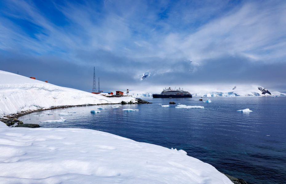 Luxury Cruises to Antarctica
