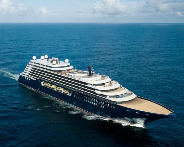 Ritz-Carlton Yacht Collection 